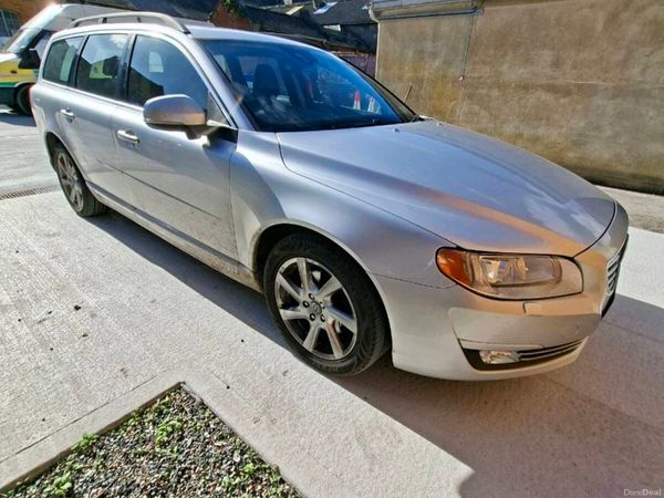 Volvo V70 Estate, Diesel, 2014, Silver