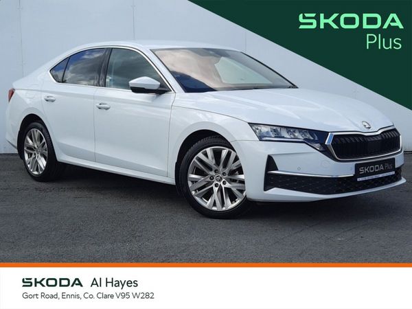 Skoda Octavia Saloon, Petrol, 2024, White