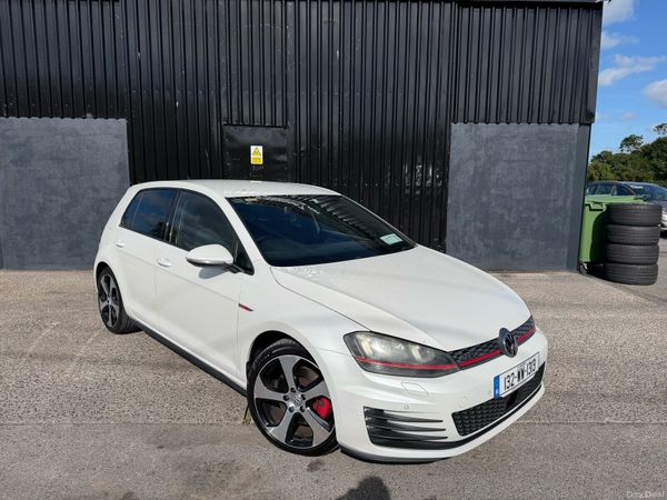 Volkswagen Golf Hatchback, Petrol, 2013, White