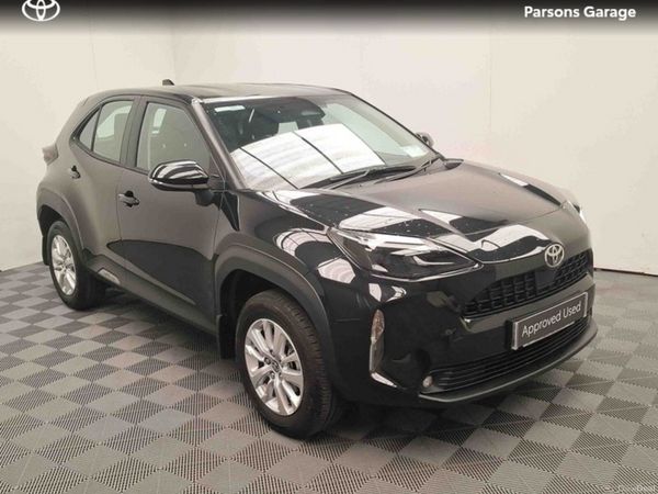 Toyota Yaris Cross Hatchback, Petrol Hybrid, 2026, Black