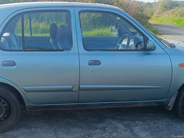 Nissan Micra Hatchback, Petrol, 2002, Blue