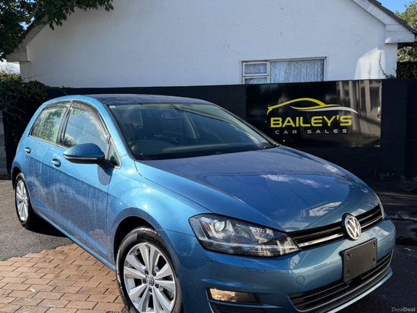 Volkswagen Golf Hatchback, Petrol, 2015, Blue