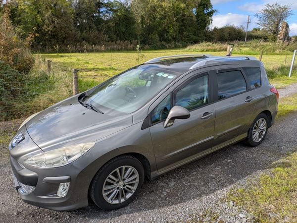 Peugeot 308 Estate, Diesel, 2009, Grey