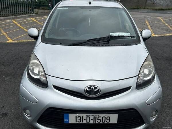 Toyota Aygo Hatchback, Petrol, 2013, Silver