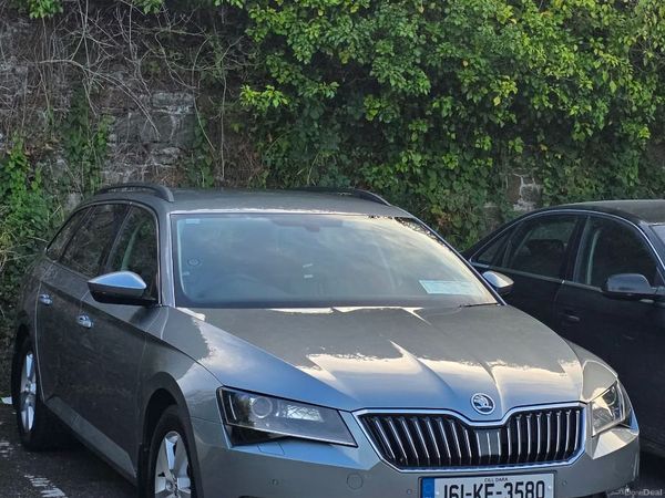Skoda Superb Estate, Petrol, 2016, Grey