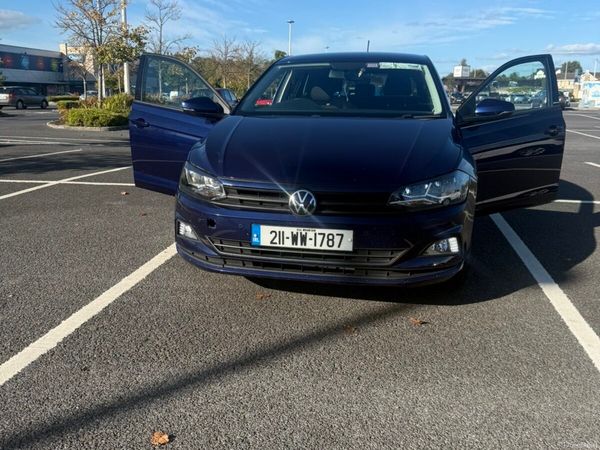 Volkswagen Polo Hatchback, Petrol, 2021, Blue
