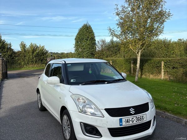 Suzuki Swift Hatchback, Petrol, 2014, White