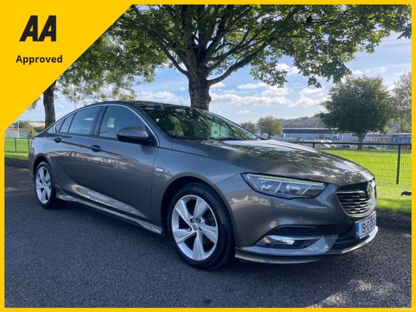 Opel Insignia Hatchback, Petrol, 2019, Grey