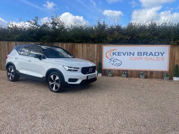 Volvo XC40 SUV, Petrol Plug-in Hybrid, 2022, White