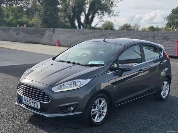 Ford Fiesta Hatchback, Petrol, 2015, Grey
