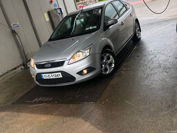 Ford Focus Hatchback, Diesel, 2011, Silver