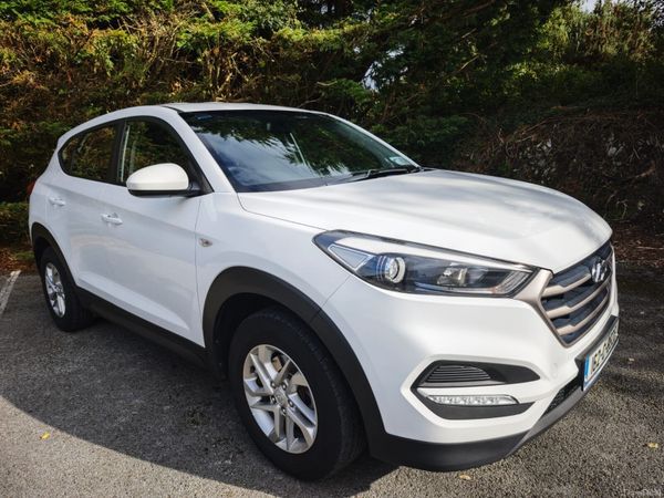 Hyundai Tucson SUV, Diesel, 2016, White