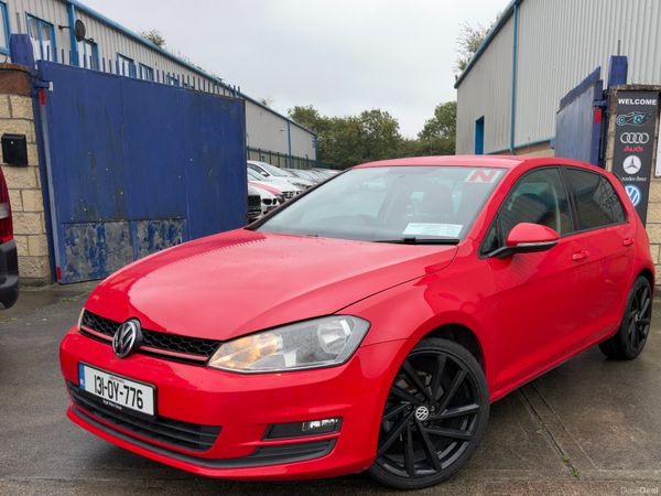 Volkswagen Golf Hatchback, Petrol, 2013, Red