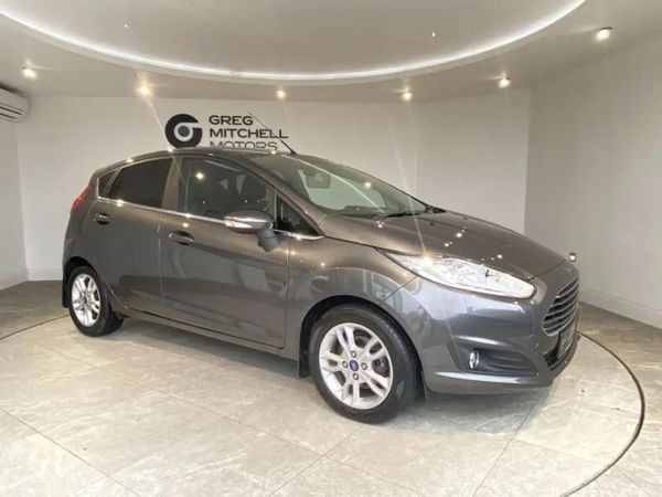 Ford Fiesta Hatchback, Petrol, 2016, Grey