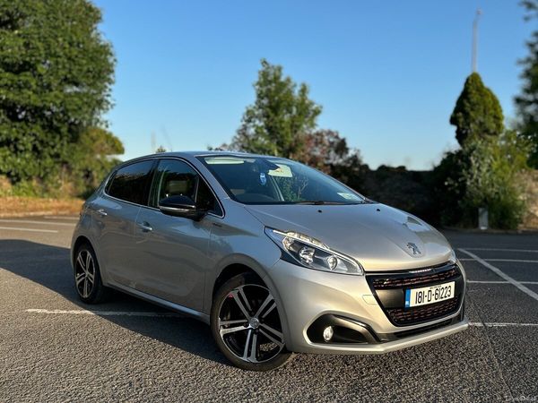 Peugeot 208 Hatchback, Petrol, 2018, Silver