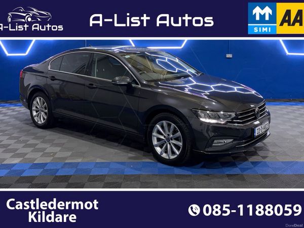 Volkswagen Passat Saloon, Diesel, 2022, Grey