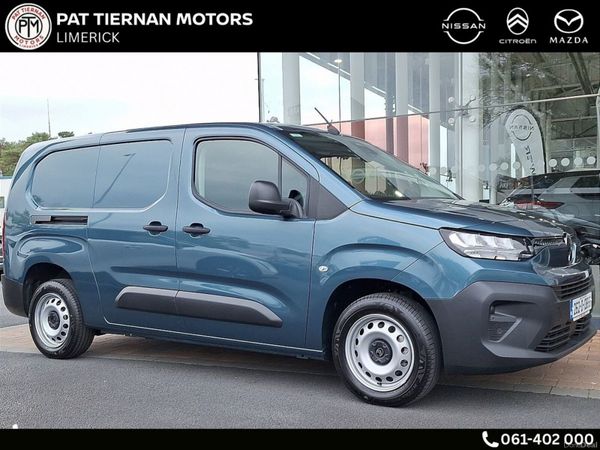 Citroen Berlingo MPV, Diesel, 2026, Blue