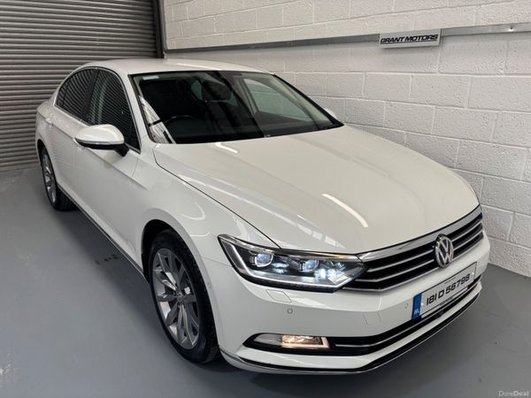 Volkswagen Passat Saloon, Petrol, 2018, White