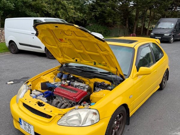 Honda Civic Hatchback, Petrol, 1998, Silver