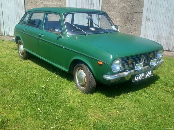 Austin Maxi Saloon, Petrol, 1977, Green