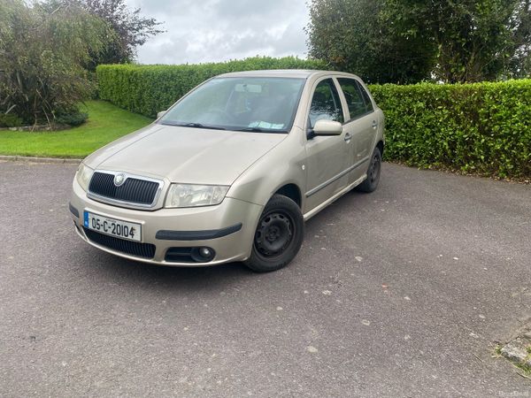 Skoda Fabia Hatchback, Petrol, 2005, Beige