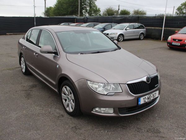 Skoda Superb Saloon, Diesel, 2012, Purple