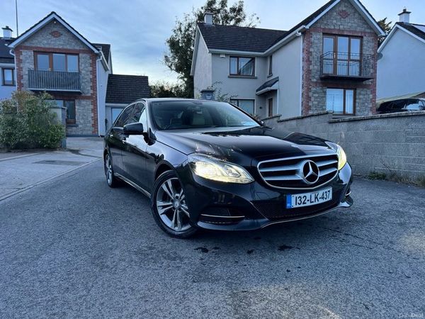 Mercedes-Benz E-Class Saloon, Diesel, 2013, Black