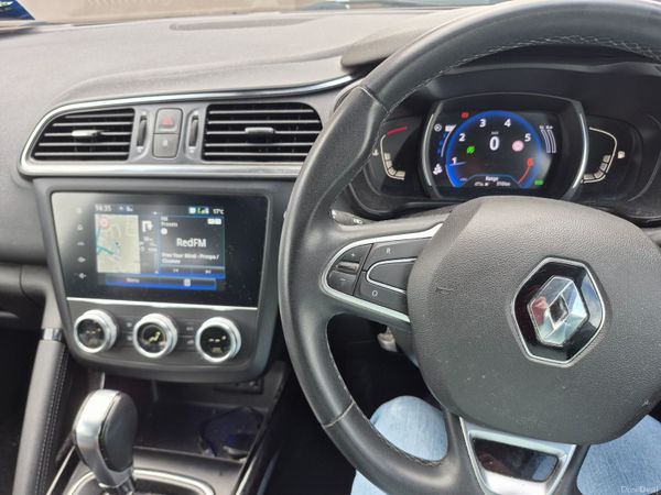 Renault Kadjar SUV, Petrol, 2022, Black