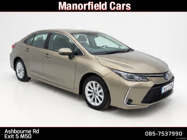Toyota Corolla Saloon, Petrol Hybrid, 2019, Green