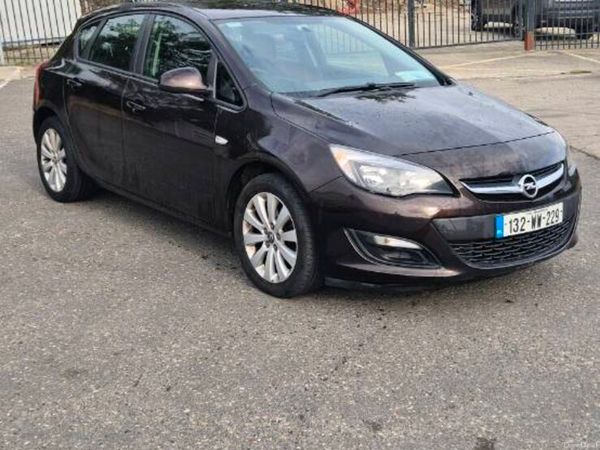 Opel Astra MPV, Diesel, 2013, Brown
