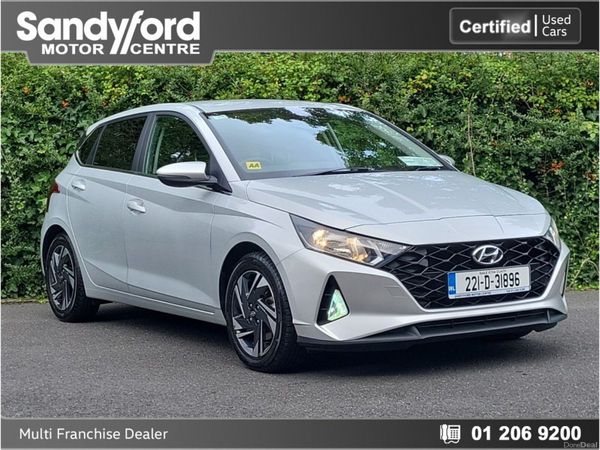 Hyundai i20 Hatchback, Petrol, 2022, Grey