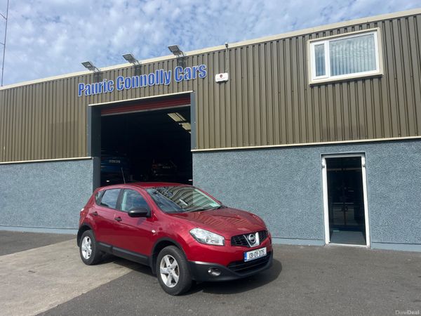 Nissan Qashqai MPV, Diesel, 2013, Red