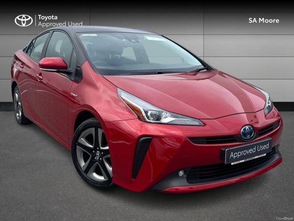 Toyota Prius Hatchback, Petrol Hybrid, 2020, Red