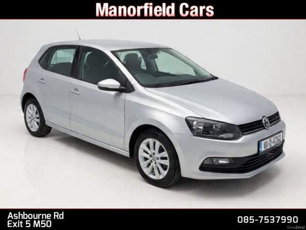 Volkswagen Polo Hatchback, Petrol, 2016, Silver