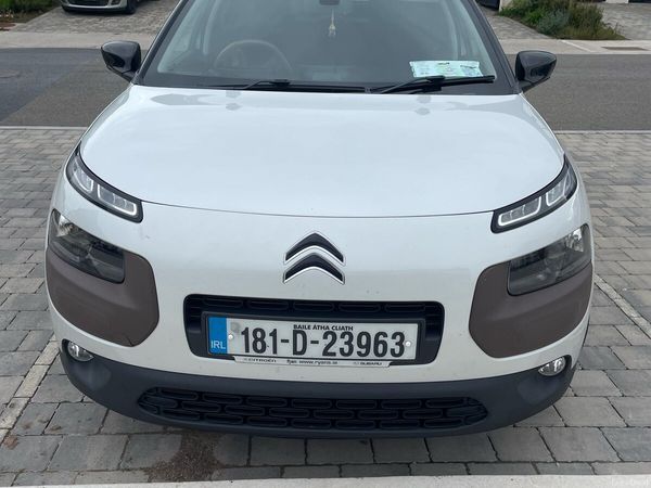 Citroen C4 Cactus Hatchback, Petrol, 2018, White