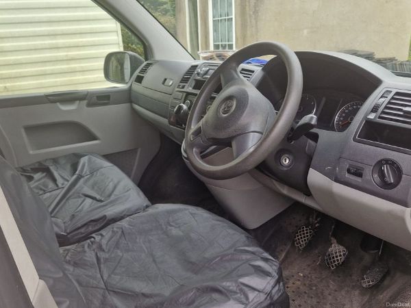 Volkswagen Transporter Van, Diesel, 2015, White