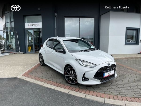 Toyota Yaris Hatchback, Petrol Hybrid, 2023, Grey