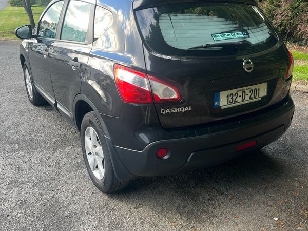 Nissan Qashqai MPV, Diesel, 2013, Black