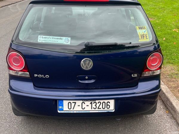 Volkswagen Polo Hatchback, Petrol, 2007, Blue