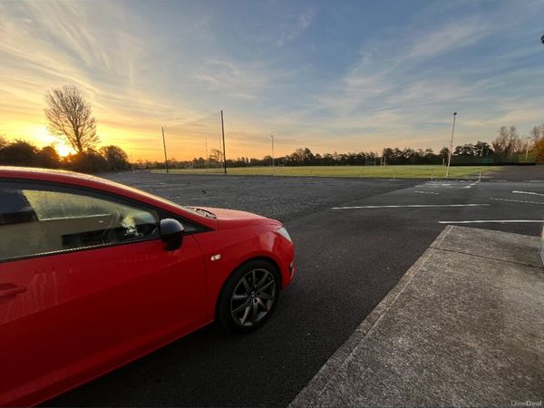 SEAT Ibiza Hatchback, Diesel, 2015, Red