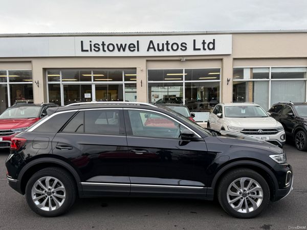 Volkswagen T-Roc SUV, Diesel, 2023, Black
