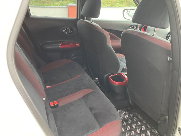 Nissan Juke SUV, Petrol, 2015, White