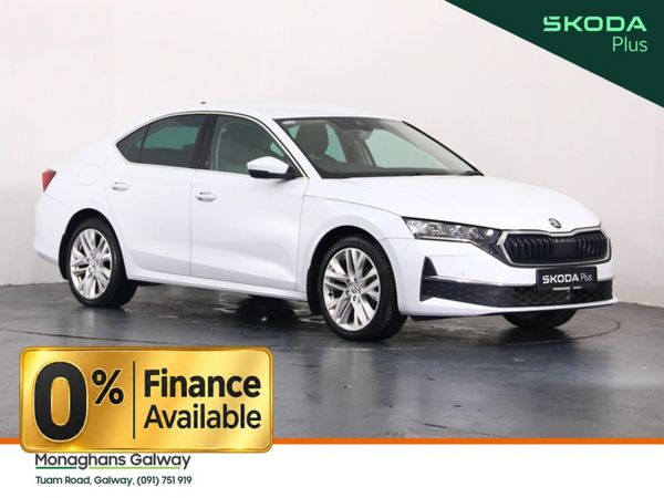 Skoda Octavia Hatchback, Diesel, 2025, White