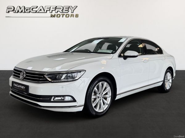 Volkswagen Passat Saloon, Diesel, 2018, White
