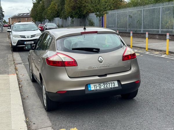 Renault Megane Hatchback, Diesel, 2011, Gold