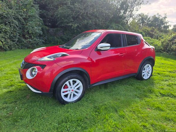 Nissan Juke SUV, Diesel, 2015, Red