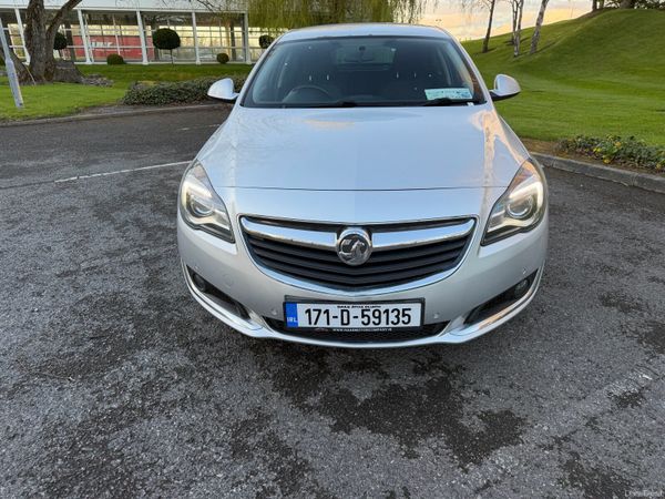 Vauxhall Insignia Hatchback, Diesel, 2017, Silver