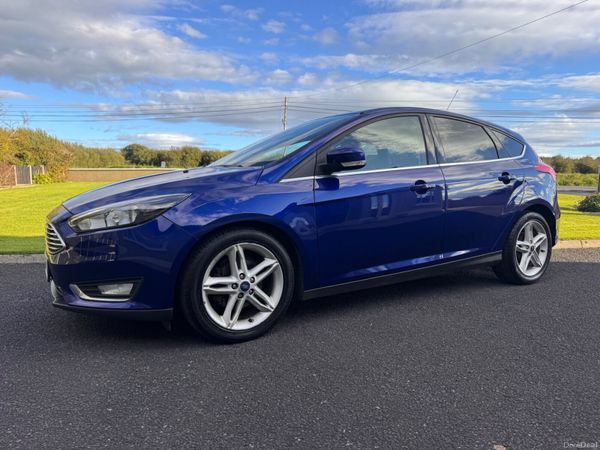 Ford Focus Hatchback, Diesel, 2017, Blue
