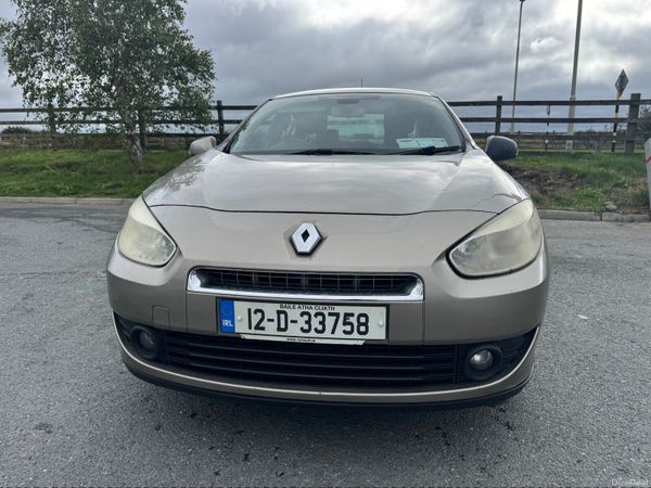 Renault Fluence Saloon, Diesel, 2012, Gold