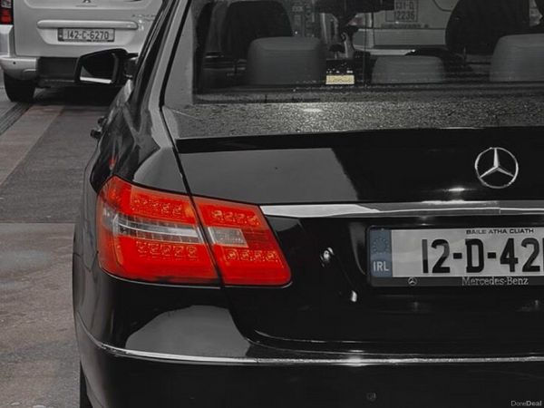 Mercedes-Benz E-Class Saloon, Diesel, 2012, Black